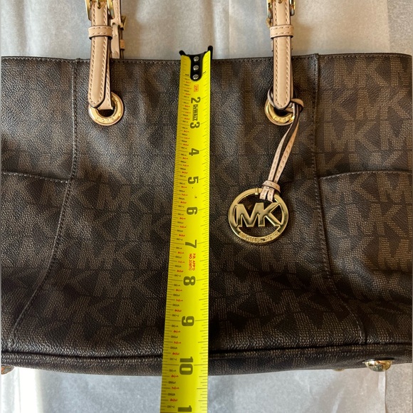 Michael Kors Jet Set Signature Logo Tote Handbag Purse 30S11TTT4B-200 in Brown - Picture 8 of 9